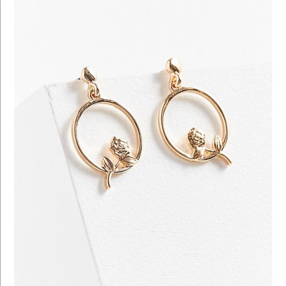UO Style Rose Hoop Earrings - Picture 2 of 5